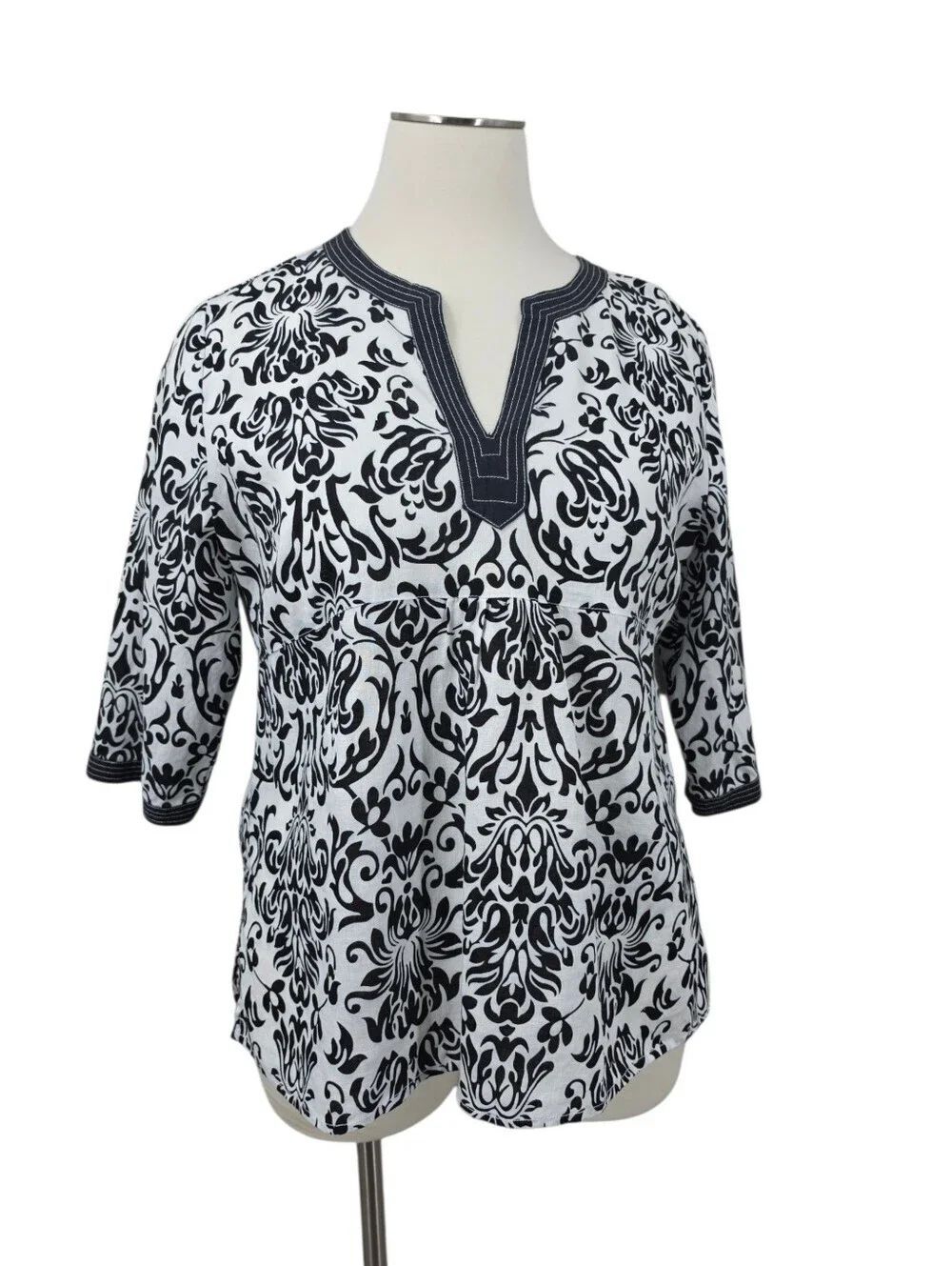 Saint Tropez Linen Women's Plus Size 2X Black and White Patterned Tunic Top